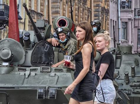 what is everyday life like in russia.